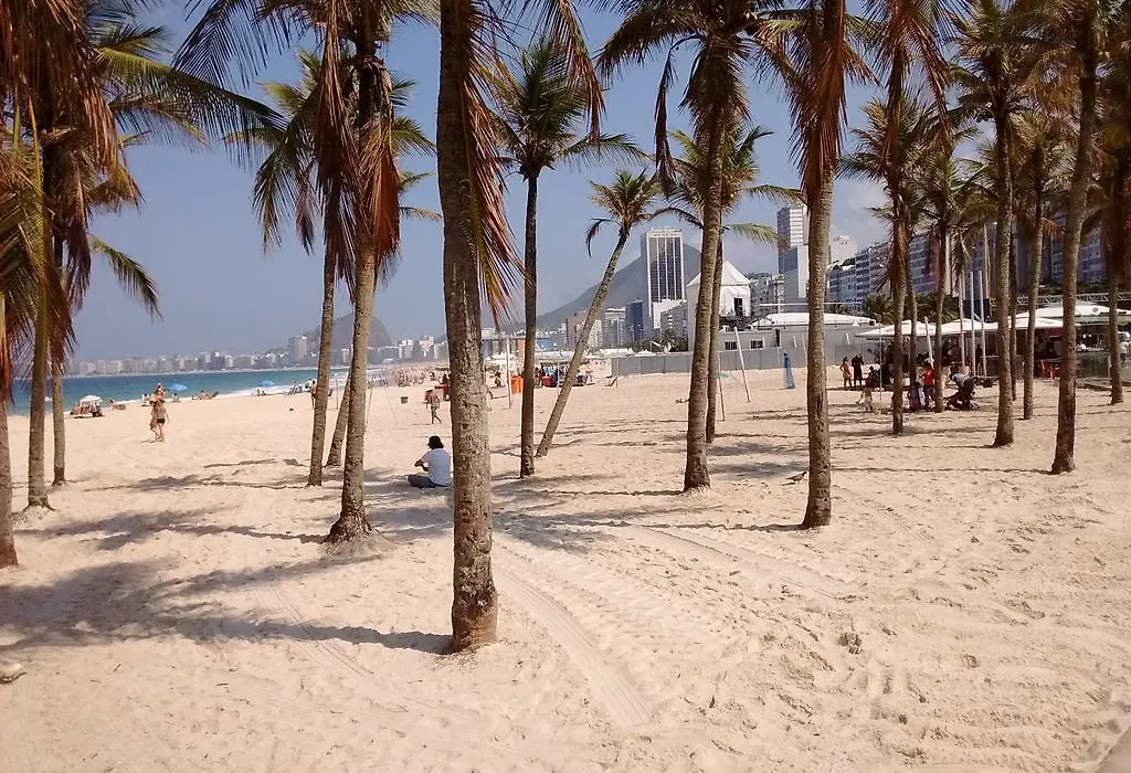Temporada Copacabana Salu 1-1
